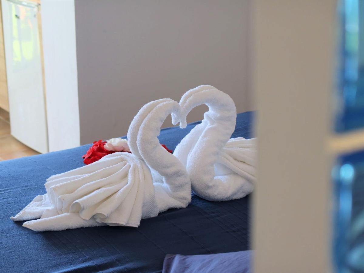 Aloasis Bed and Breakfast Grimaud Εξωτερικό φωτογραφία