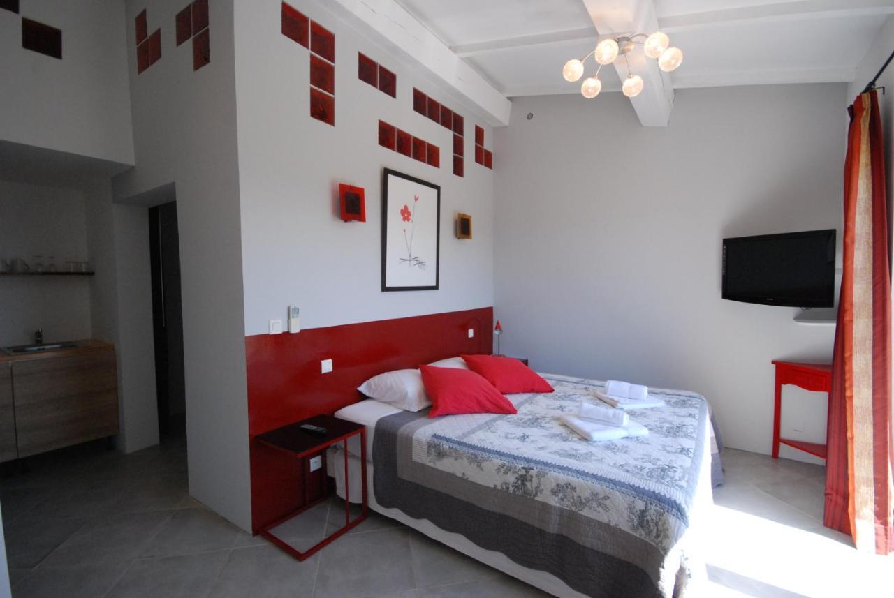 Aloasis Bed and Breakfast Grimaud Εξωτερικό φωτογραφία