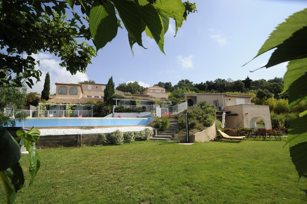 Aloasis Bed and Breakfast Grimaud Εξωτερικό φωτογραφία