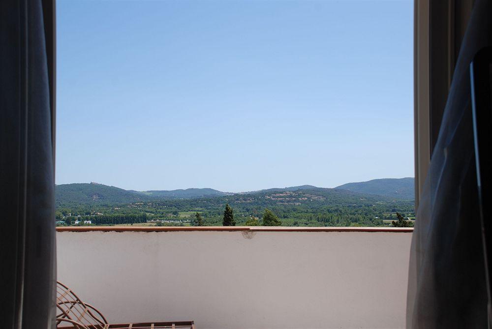 Aloasis Bed and Breakfast Grimaud Εξωτερικό φωτογραφία
