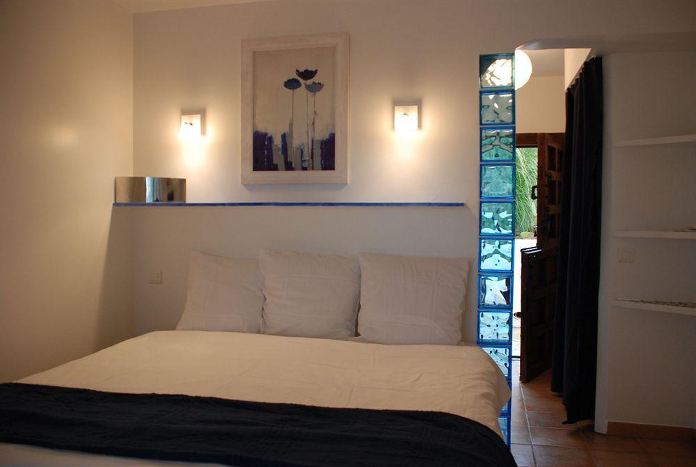 Aloasis Bed and Breakfast Grimaud Εξωτερικό φωτογραφία