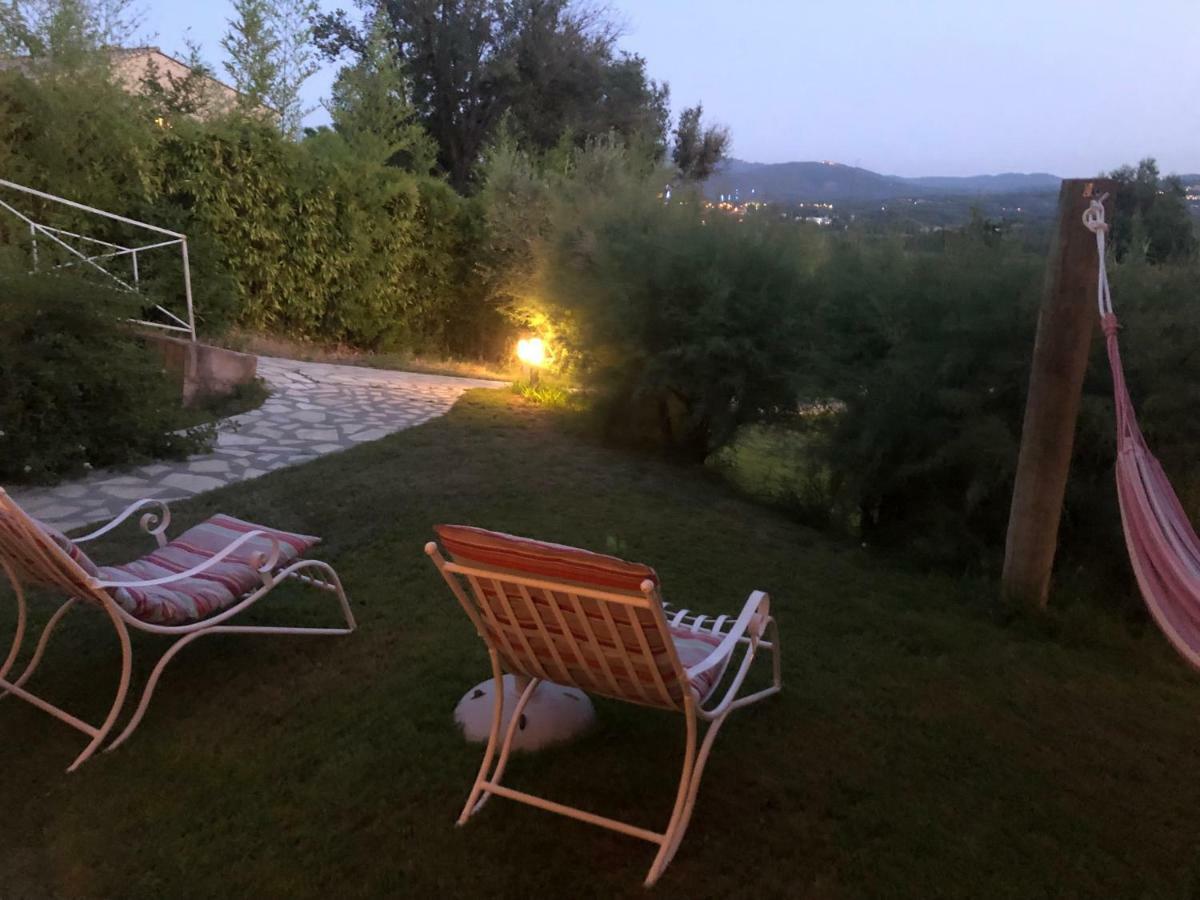 Aloasis Bed and Breakfast Grimaud Εξωτερικό φωτογραφία