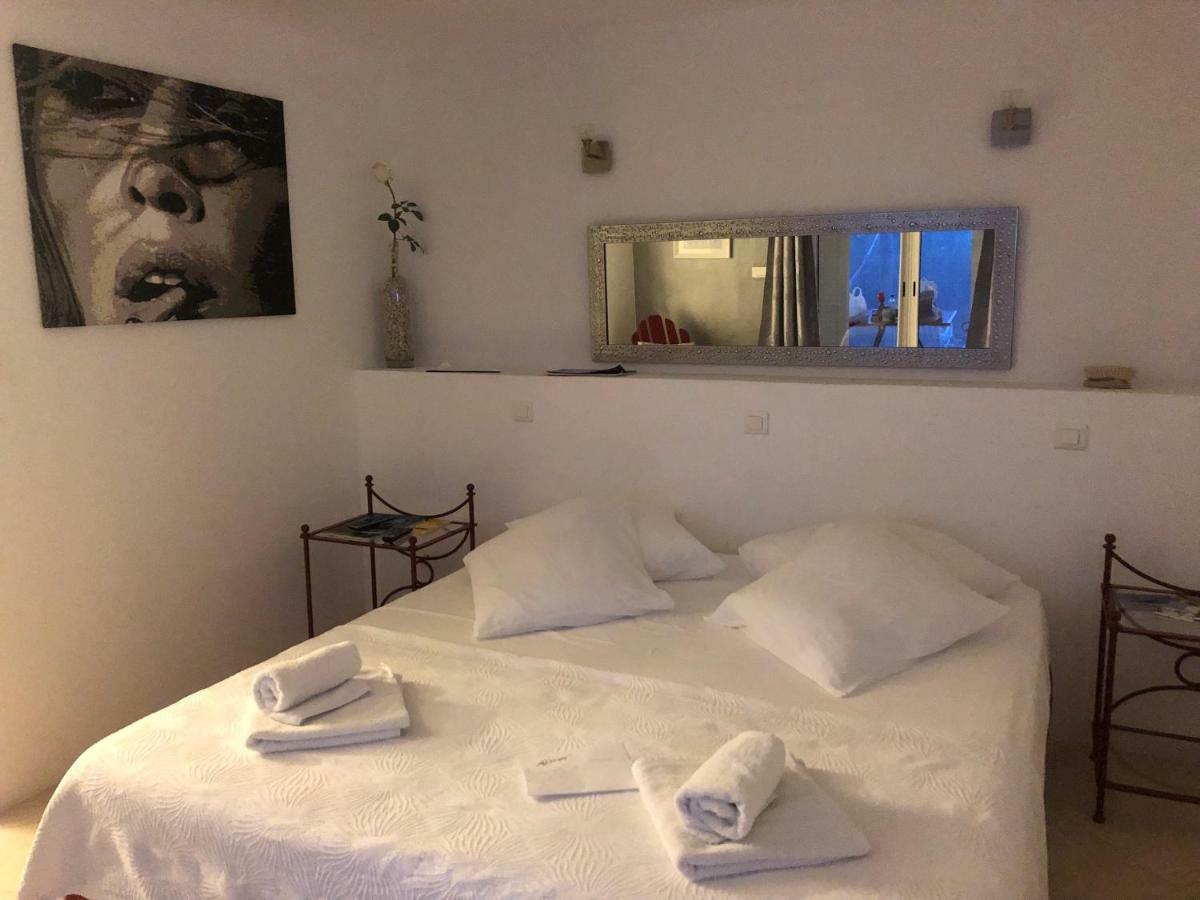 Aloasis Bed and Breakfast Grimaud Εξωτερικό φωτογραφία